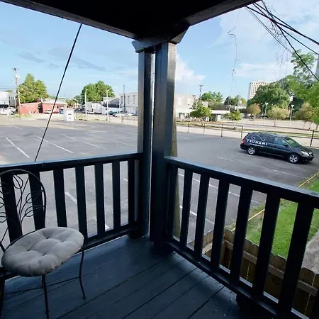 Cajun Stays - Studio Garfield - Pet Friendly